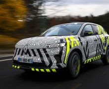 Renault Austral : nouvelles images pour le SUV hybride