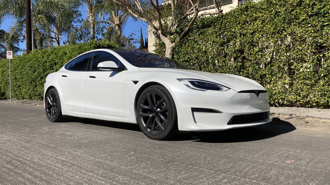 Tesla Model S Plaid (2022) - La concurrence, le bilan global, tous les  tarifs