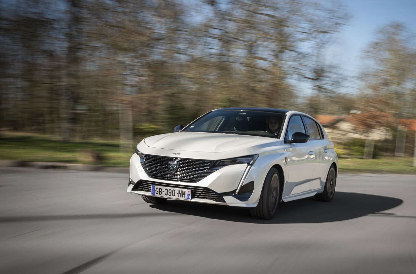 Nouvelle Peugeot 308 Hybride Rechargeable un vrai plaisir de conduite