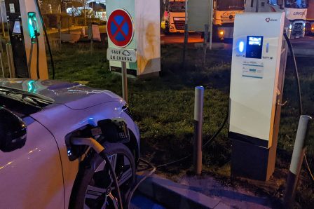 Bordeaux : la station-service électrique est née