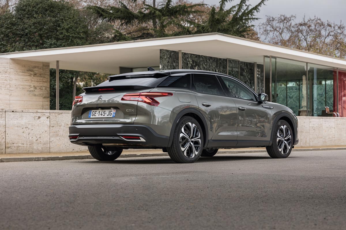 Essai Citroën C5 X la plus confortable des hybrides rechargeables