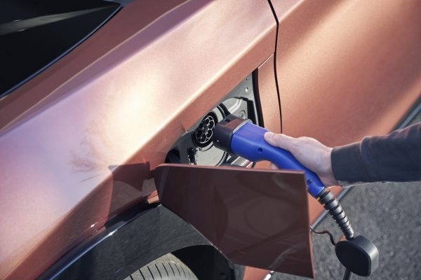 Achat de voiture électrique : comment évoluent les conditions d’obtention du bonus écologique ?
