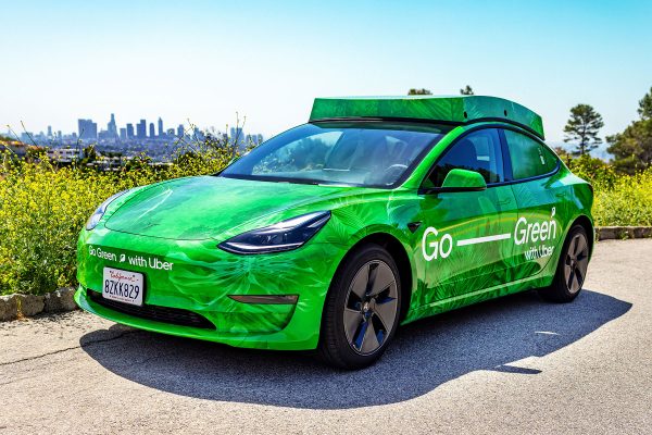 Uber ouvre « Comfort Electric », une catégorie pour les Tesla et Polestar