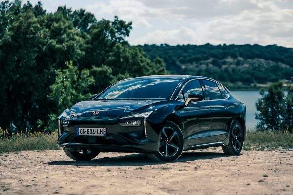 Essai Mobilize Limo : nos impressions sur le taxi électrique fonctionnant par abonnement