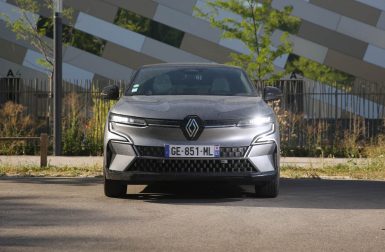 Ventes de voitures électriques : le règne de la Renault Mégane E-Tech se poursuit en août 2022