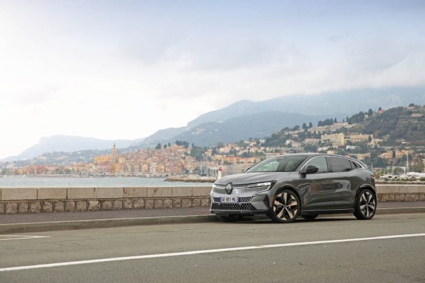Le Jamais Content – Si des Français ne veulent pas de voiture électrique, est-ce la faute aux médias ?