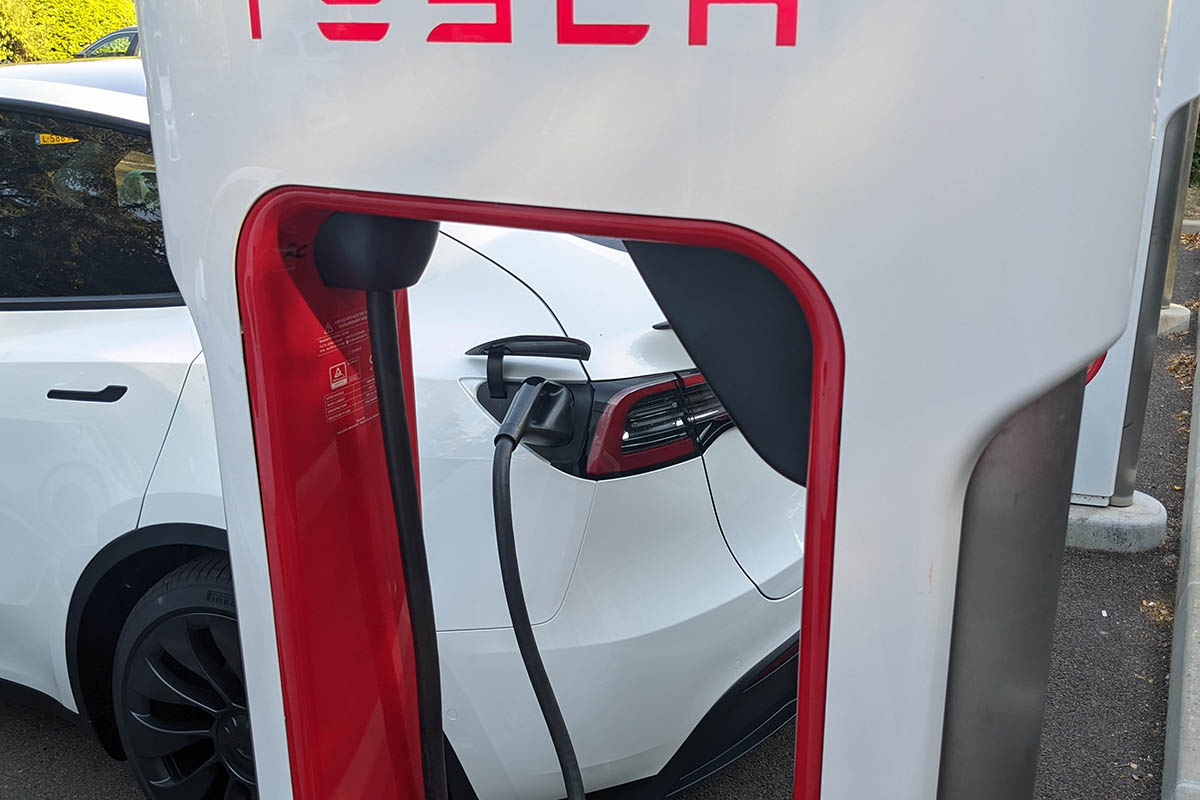 Forte hausse des tarifs pour les Superchargeurs Tesla