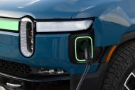 Rivian suit Ford et GM et passe au port de charge Tesla NACS