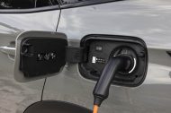 Coût de la recharge des véhicules électriques : le bouclier tarifaire prolongé jusqu’en 2025