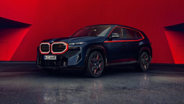BMW XM Label Red : le SUV hybride rechargeable se dévergonde