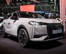 Mondial de l’Auto 2022 : les nouveautés hybrides et électriques DS, Peugeot et Renault en vidéo