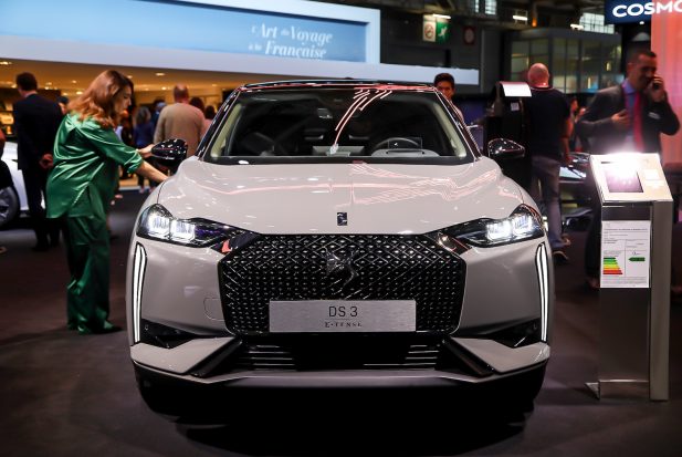 Prévu pour 2027, le successeur de la DS3 électrique ne sera plus fabriqué en France mais en Espagne