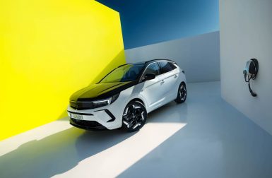Opel Astra et Grandland GSe : prix élevés pour les sportives hybrides rechargeables