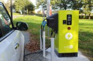 Sondage – Selon les Français, les voitures thermiques seront toujours plus utilisées que les électriques en 2035