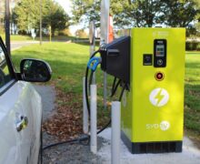 Sondage – Selon les Français, les voitures thermiques seront toujours plus utilisées que les électriques en 2035