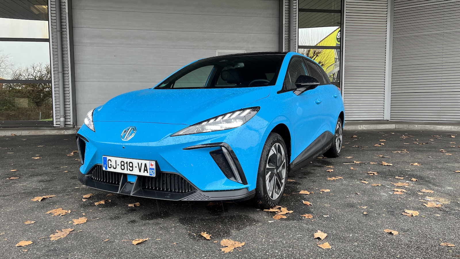 Essai MG4 Luxury : prix, autonomie, recharge la meilleure voiture  électrique abordable de 2023 ?