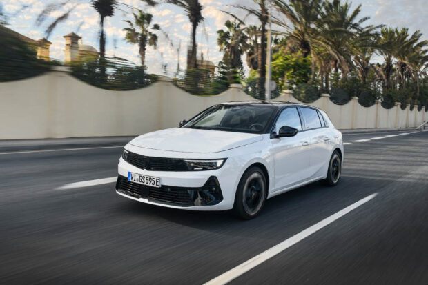 Essai – Opel Astra GSe hybride rechargeable : l’élève veut-il dépasser le maître ?