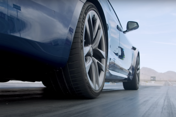 Vidéo – Tesla nous livre tous les secrets de l’accélération démoniaque de la Model S Plaid