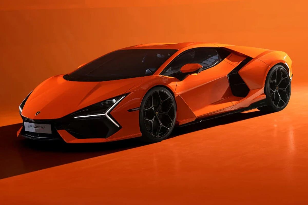 Lamborghini Revuelto PHEV Tout Savoir Sur La Supercar Hybride 