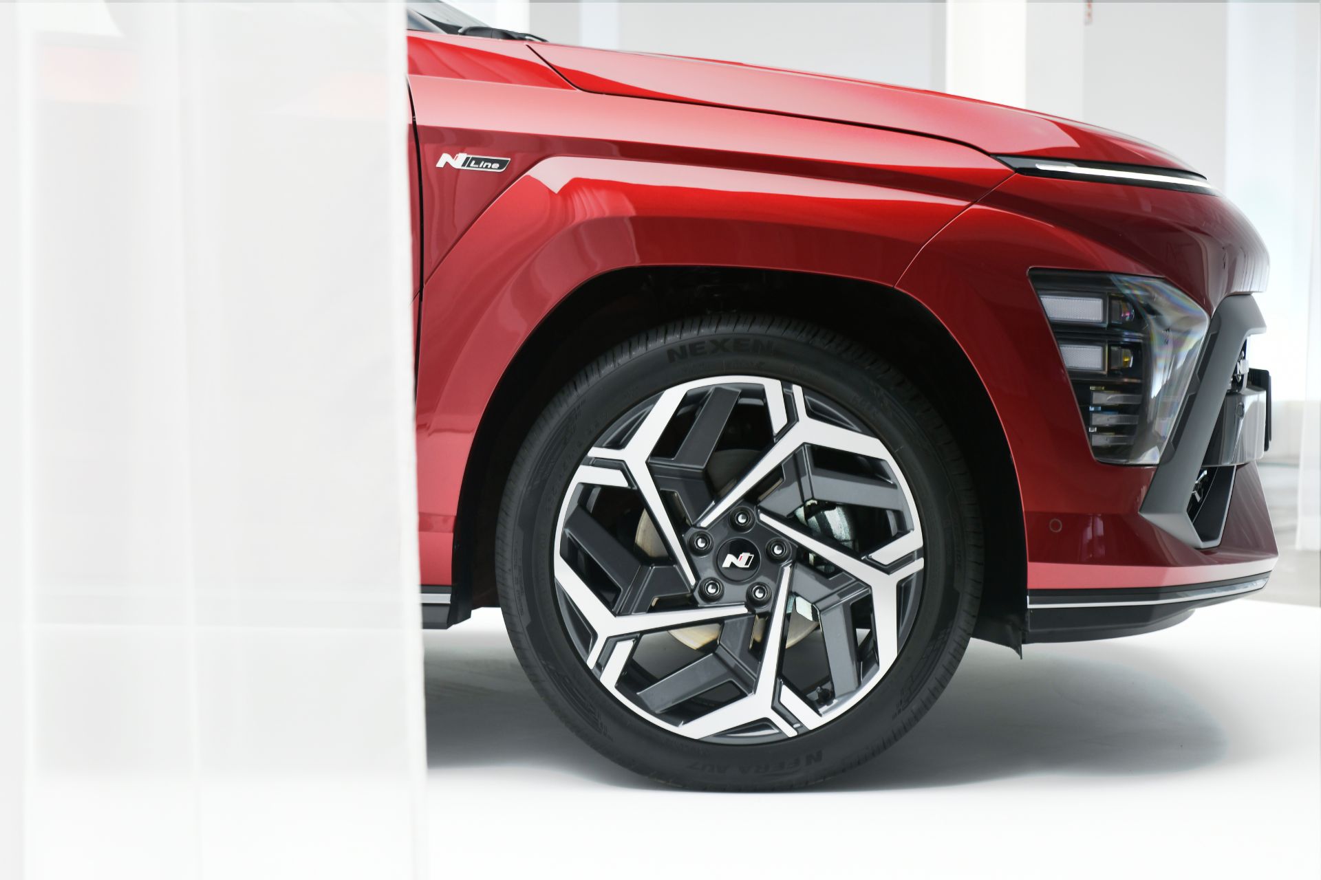 Hyundai Kona hybride 2023 : une seconde génération très Ioniq