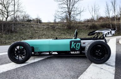 KG Auto présente Le Tube, une voiture de sport électrique française de 258 kg !
