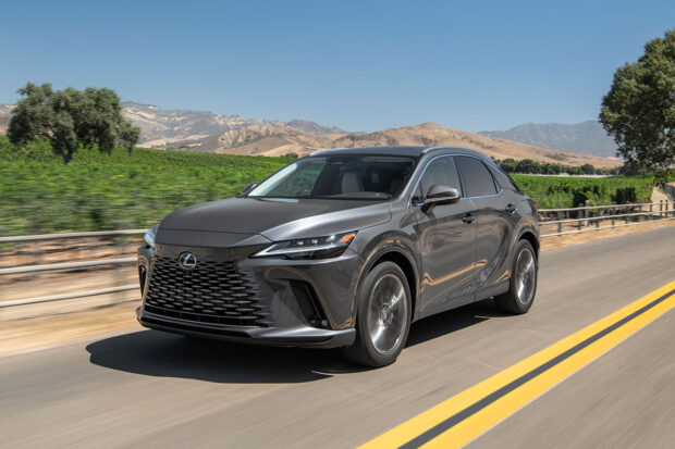 Essai – Lexus RX 450h+ et 500h : pourquoi faire simple ?