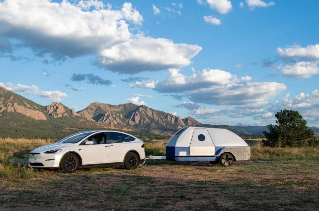 Photo of This caravan also acts as a range extender for electric cars