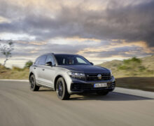 Volkswagen met à jour le Touareg hybride rechargeable
