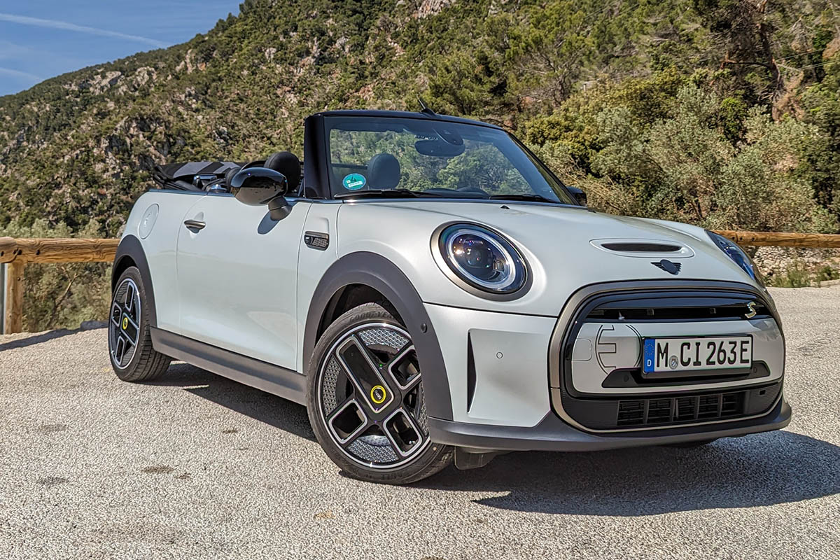 Essai Mini Cooper Se Cabriolet Cher S Choir