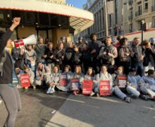 « 50 ans de déni climatique » : des militants bloquent l’AG de TotalÉnergies
