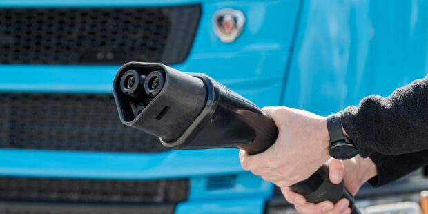 Camion électrique – Scania teste un système de charge à 3 750 kW !