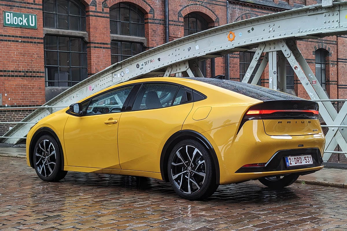Essai longue durée Toyota Prius hybride rechargeable la plus sobre