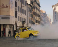 Tom Cruise pète les plombs en Fiat 500 rétrofit pour le prochain Mission Impossible