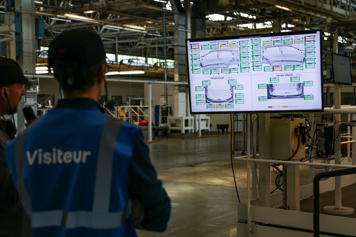Renault Megane E-Tech : un propriétaire découvre l'usine de Douai