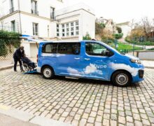 Stellantis déploie 50 taxis à hydrogène adaptés aux personnes à mobilité réduite