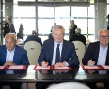 L’État débloque 2,9 milliards d’euros pour aider à la construction de l’usine de semi-conducteurs à Crolles