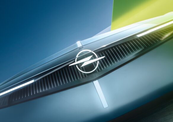 Opel lancera une voiture électrique moins chère en 2026