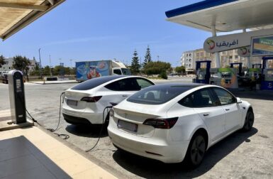 Témoignage – Loïc a fait 6 700 km en Tesla pour visiter le Maroc, le pays où la recharge est gratuite