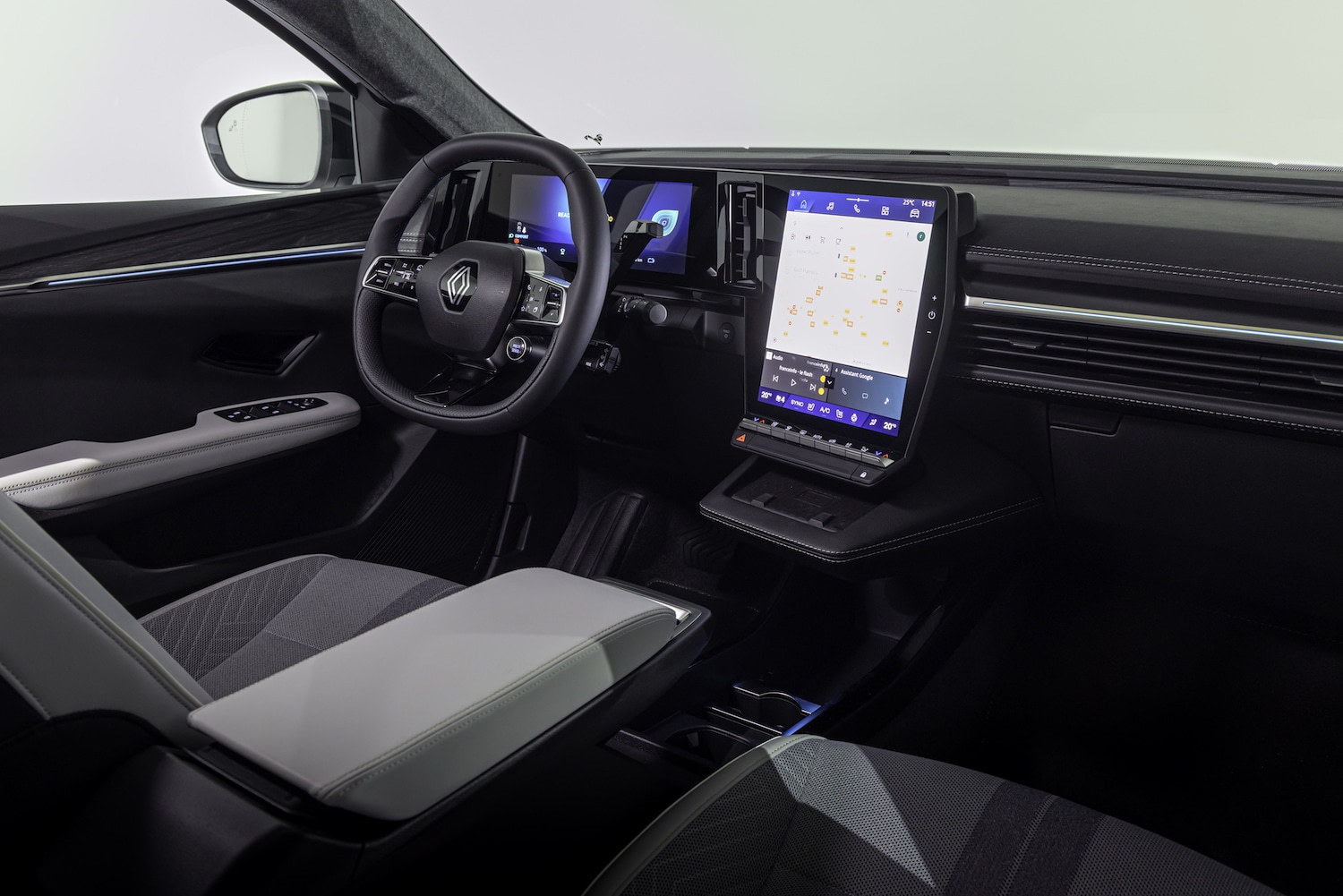 IAA Munich 2023 - Renault Scénic E-Tech électrique : enfin une grande ...
