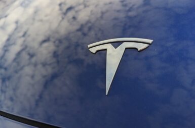 Tesla Model 2 : Elon Musk confirme que son développement est “très avancé”