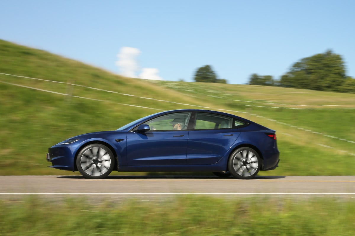 Tesla-Model-3-Highland-Grande-Autonomie-