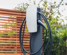 Bon plan – La borne de recharge Tesla Wall Connector V3 à prix réduit sur Amazon