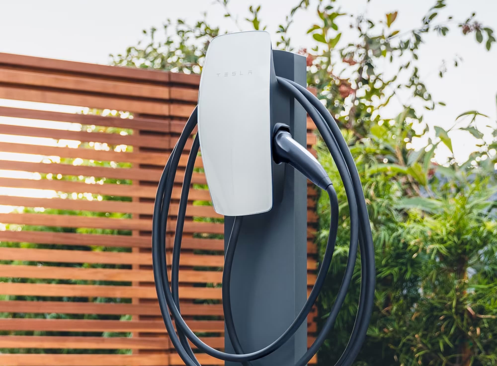 Bon plan – La borne de recharge Tesla Wall Connector V3 à prix réduit sur