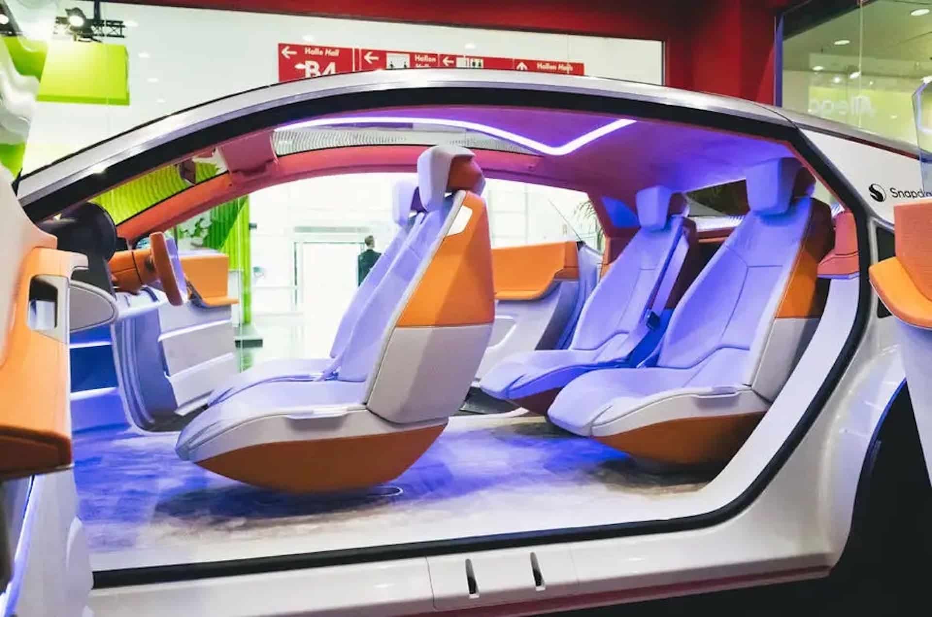 donne une leçon technologique aux constructeurs automobiles