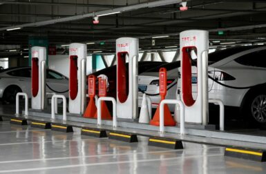 En Israël, Tesla rend l’utilisation de ses Superchargeurs gratuits