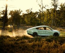 Stella Terra : la voiture solaire tout-terrain fait ses armes dans le Sahara