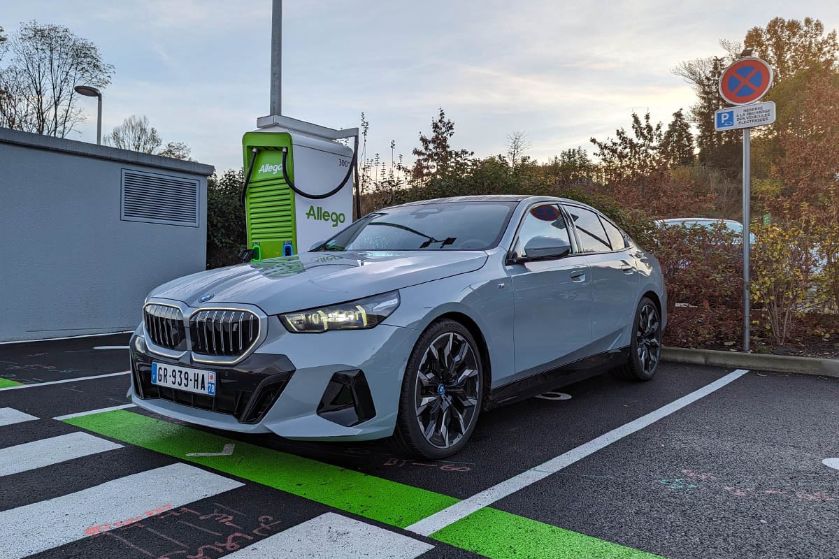 Essai – BMW i5 eDrive40 : les temps de recharge et de voyage de notre ...