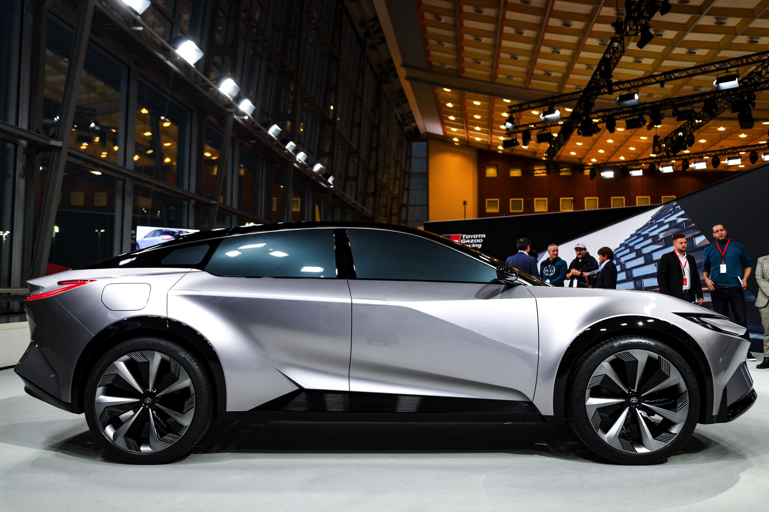 Toyota Sport Crossover Concept : notre découverte du SUV coupé