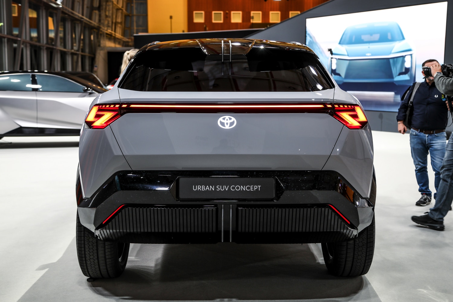 Toyota Urban SUV Concept : découverte du SUV 100% électrique
