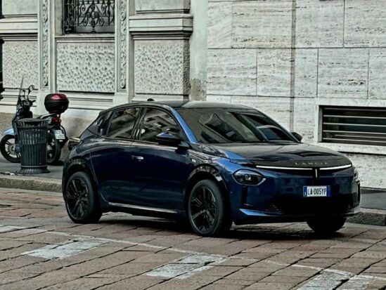 Nouvelle Lancia Ypsilon électrique : voici à quoi ressemble la Peugeot 208 italienne